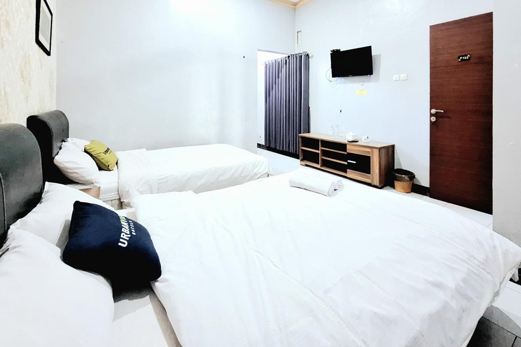 Urbanview The Halona Near Jatim Park 4 Hotel Malang Ngoại thất bức ảnh